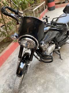 Suzuki gs 150 se