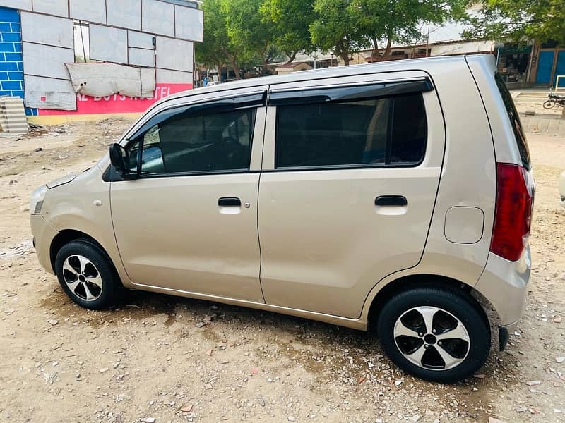 Suzuki Wagon R 2015 5