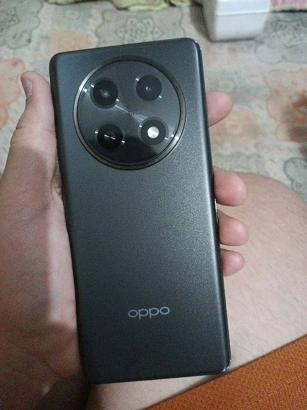 Oppo A2 Pro 1