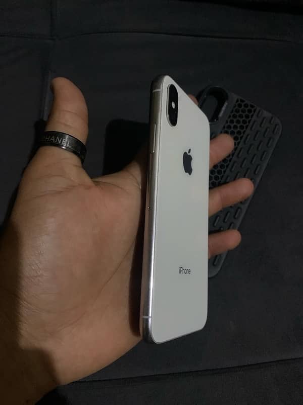 iphone X 4