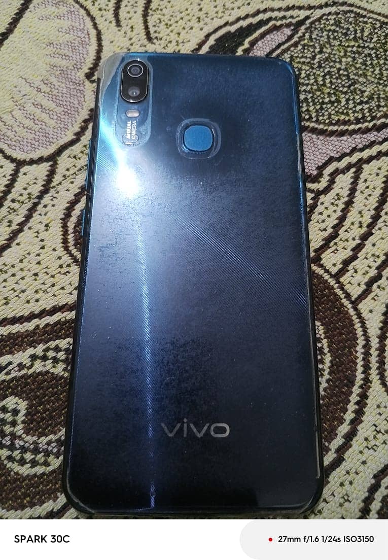 Vivo Y11 3