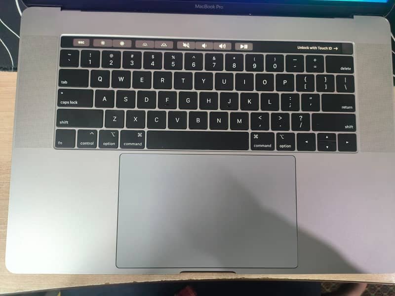 MacBook Pro 15" Core I9 2.4Ghz (8Cores 16MB Cache) URGENT SALE 5