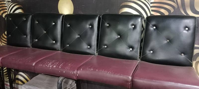 5 Seater Foam Bench 4