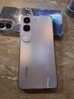 VIVO Y200 10/10  JUST 4 DAYS USED