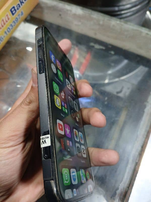 iphone 12pro 5