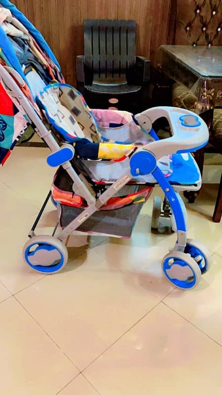 baby stroller / Pram 1