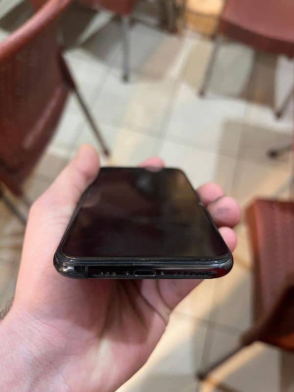 i phone 11 pro for sale 4