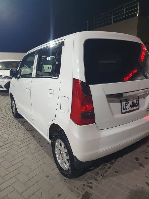 Suzuki Wagon R 2018 3