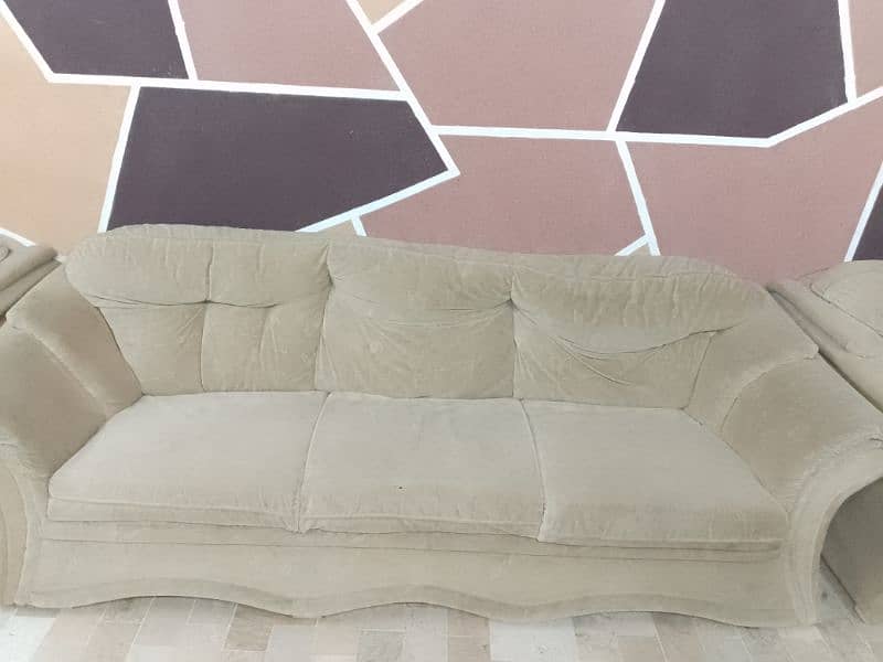 7 seater sofa set + 3 tables 5