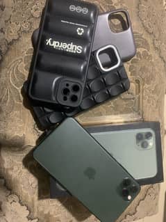 iPhone 11 pro max /64gb / factory unlock