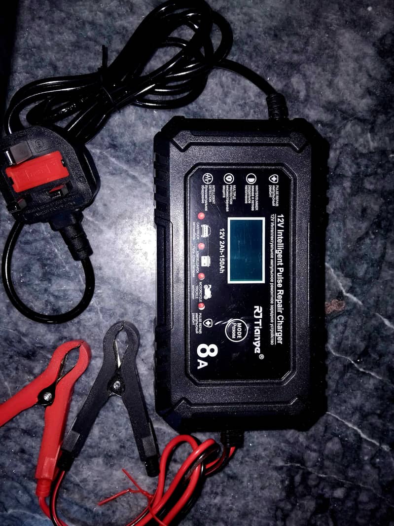 12V Intelligent Pulse Repair Battery Charger 0