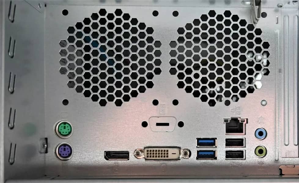 MADE GERMANY Fujitsu Esprimo P557 E85+ TOWER i3 i5 i7 6th/7th Deals G 3