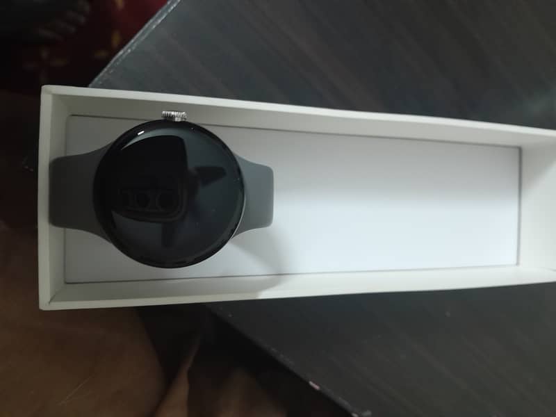 Google pixel watch 2,  41mm GPS 2