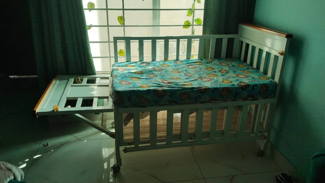 Wooden baby cot 1