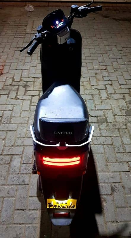 United Scooty Classy Electric 2024 18