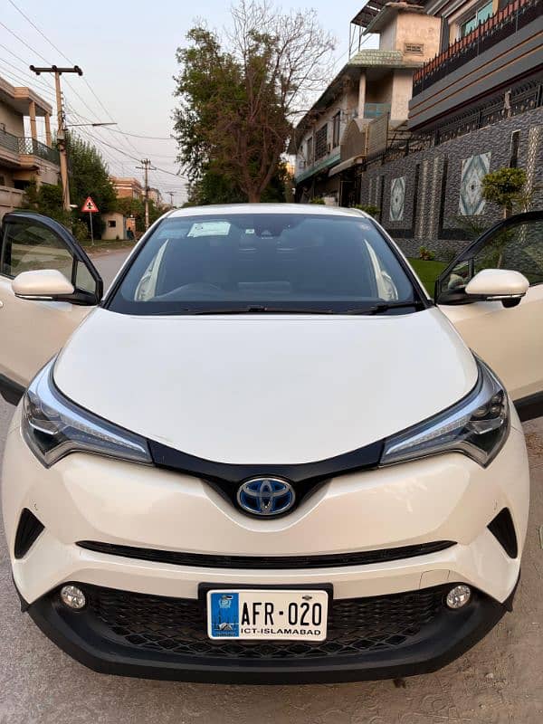 Toyota C-HR 2017 10