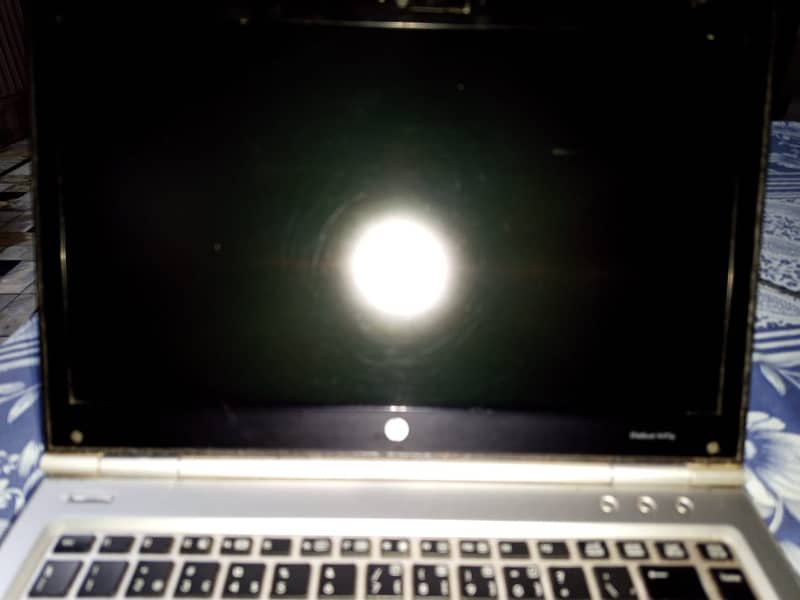 hp laptop urgent sell 2