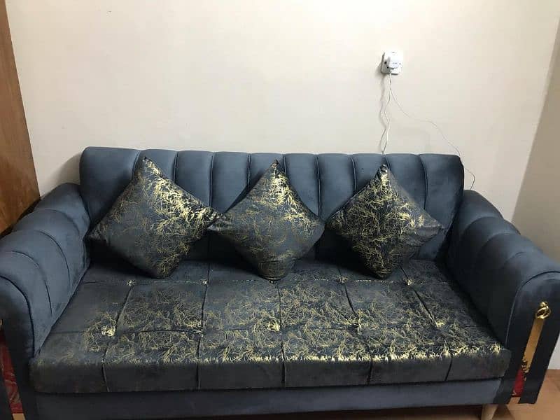 7 setar sofa 1