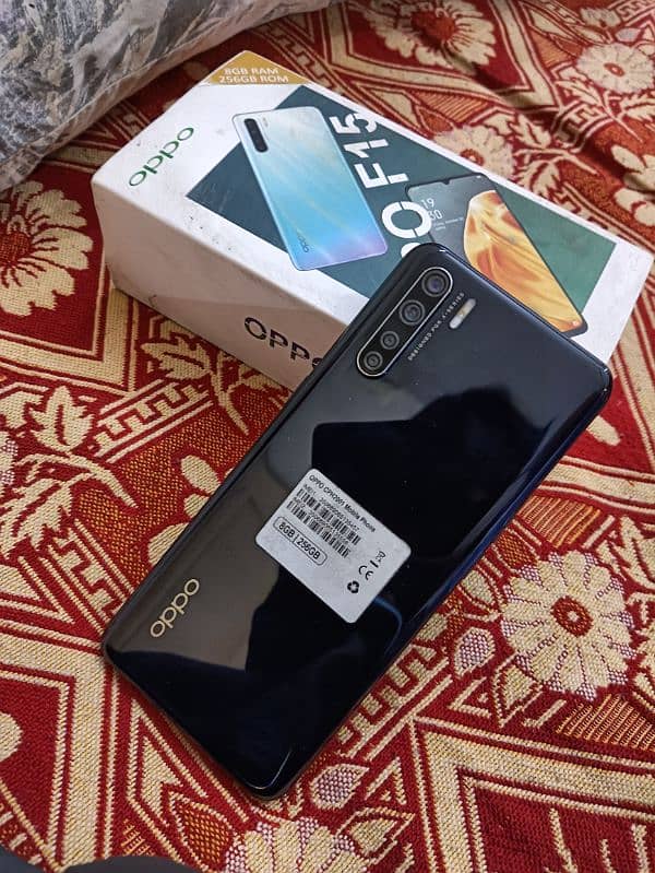 Oppo f 15 8Gb 256GB 0