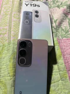 Vivo y19s 6/128 10/10