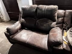 7 SEATER SOFA SET IN LEATHERITE