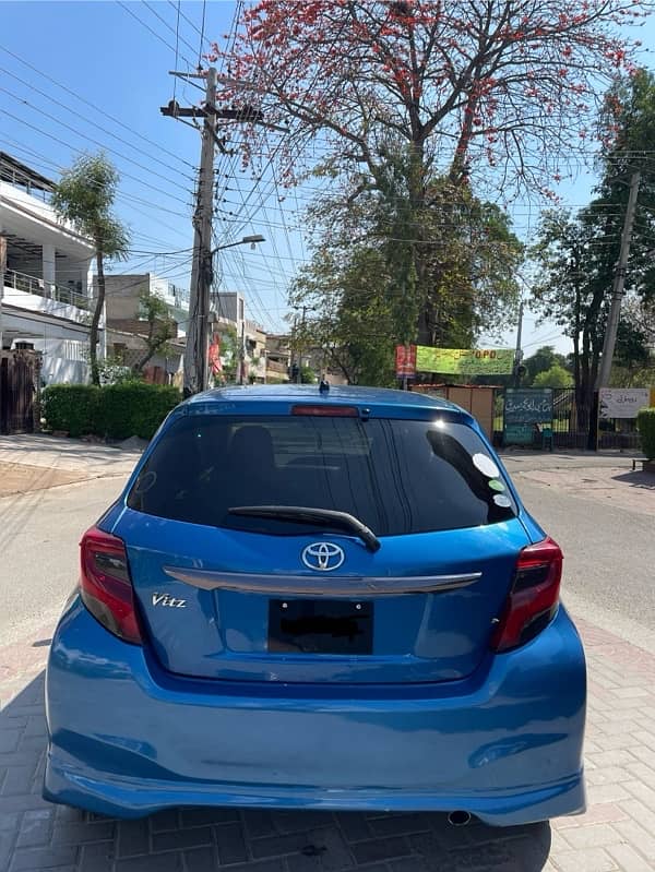 Toyota Vitz 2014 3