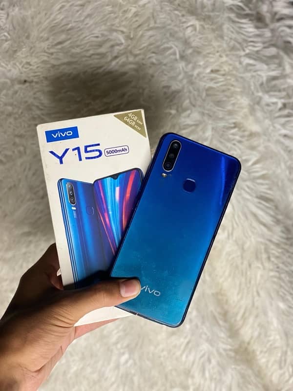 vivo Y15 4