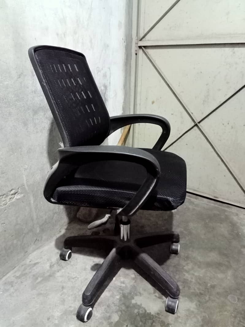 Office chair 1