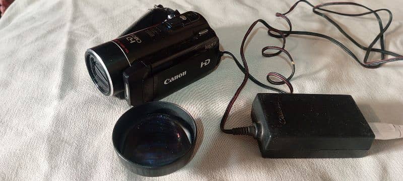 Handycam CANON HF21 0