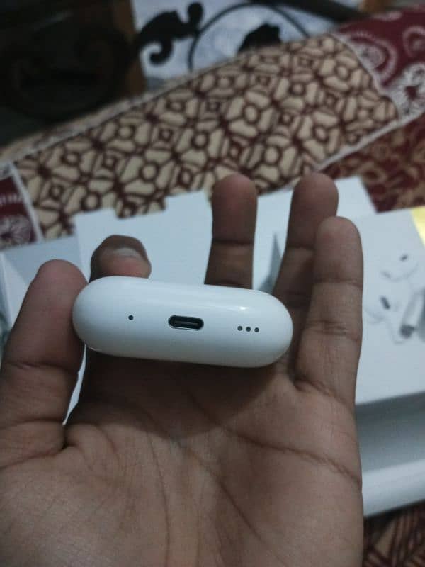 Earpods stock 2