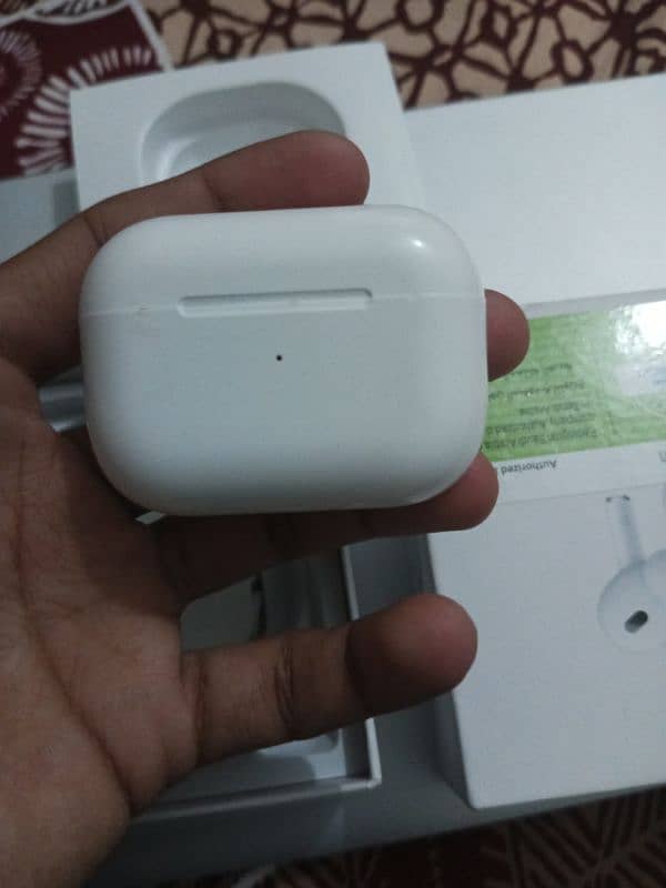 Earpods stock 11