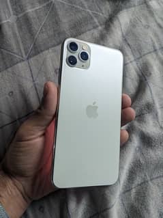 iphone 11pro max (exchange possible)