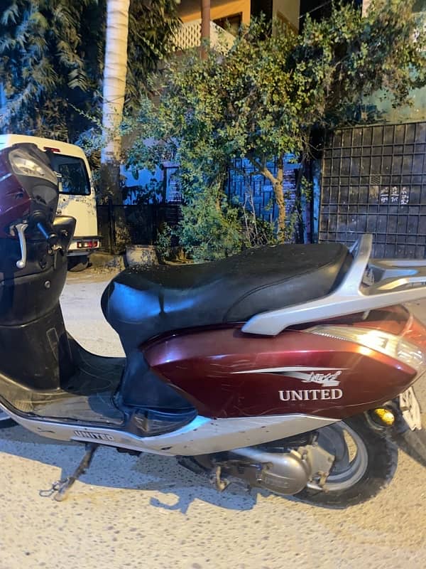 united scooty 100cc 5