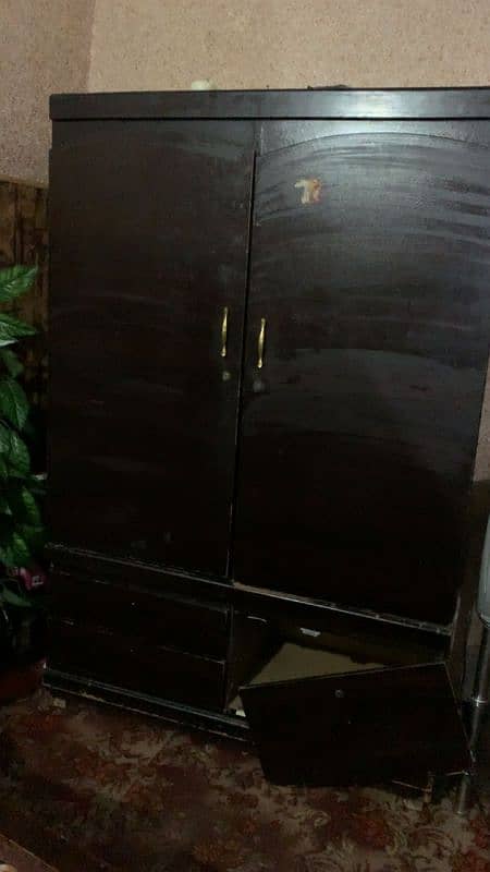 wardrobe for sale 0