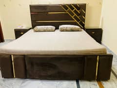 Brown velvet queen bed set