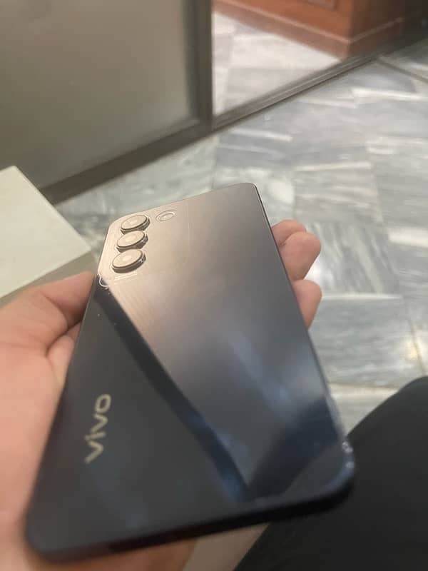 vivo y 100 0