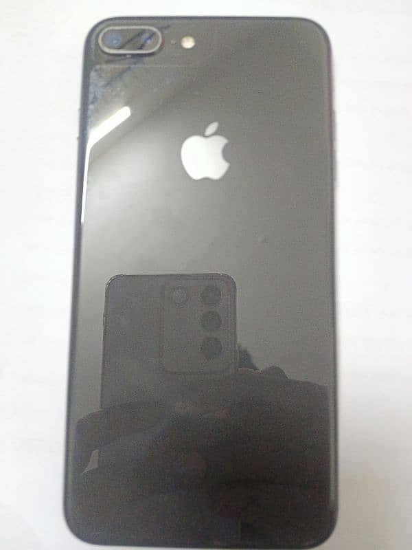 Iphone 8 Plus 64 GB In Original Bettery Health Waterpack 1