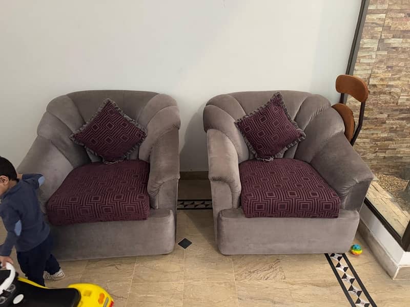 7 Seater Sofa set 0