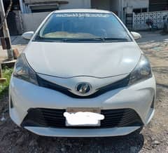 Toyota Vitz 2015