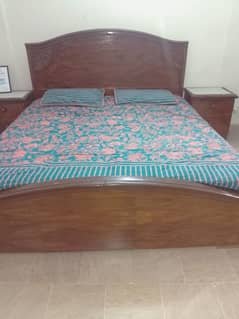 king size bed