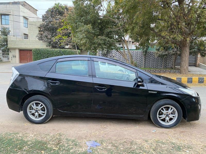 Toyota Prius 2011 15