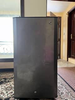 single door fridge