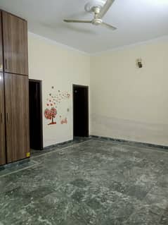 10 marla lower portion for rent in al amin society near lums dha lhr