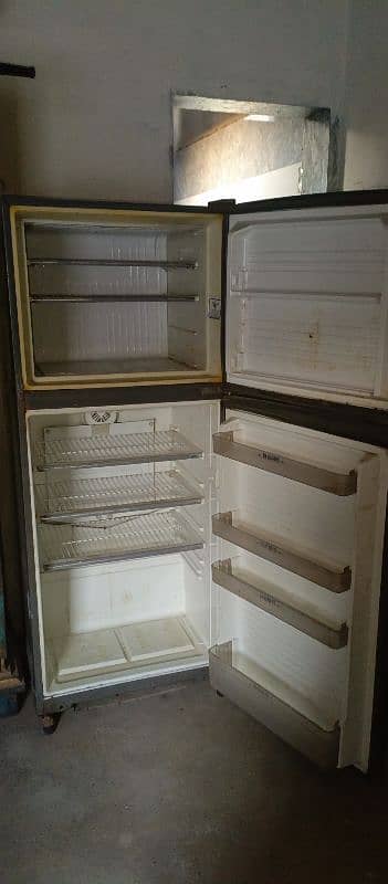 refrigerator 1