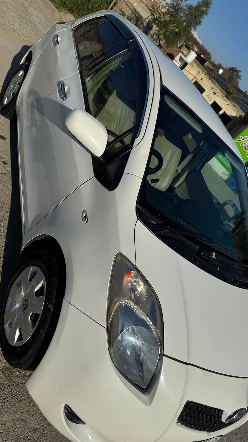 Toyota Vitz 2013 2