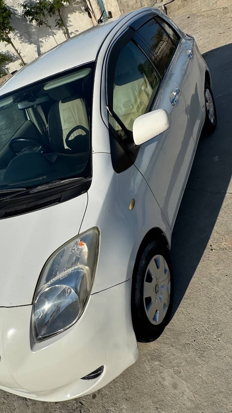 Toyota Vitz 2013 13