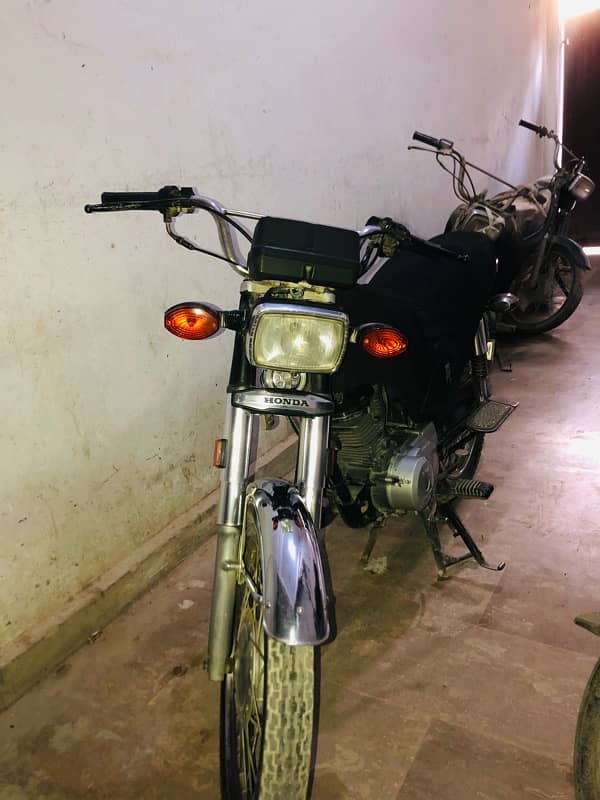 Honda 125 2008 3