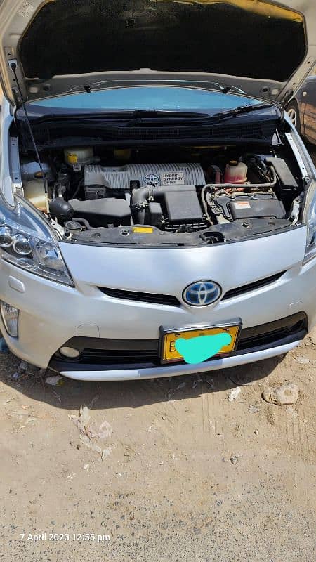 Toyota Prius 2014 1