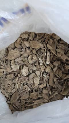 Pure oudh attar available for sale