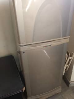 Dawlance refrigerator model 2018 medium size